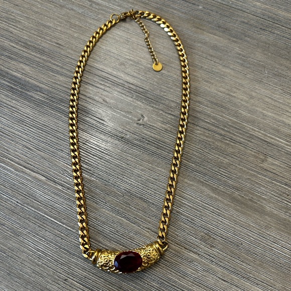 OLIVA JADE and EVRY JEWELS APHRODITE LOVE STONE
NECKLACE - Picture 2 of 4